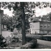 1930 Riviera - rechts Kavaliershaus - zukunftingruenau.eu